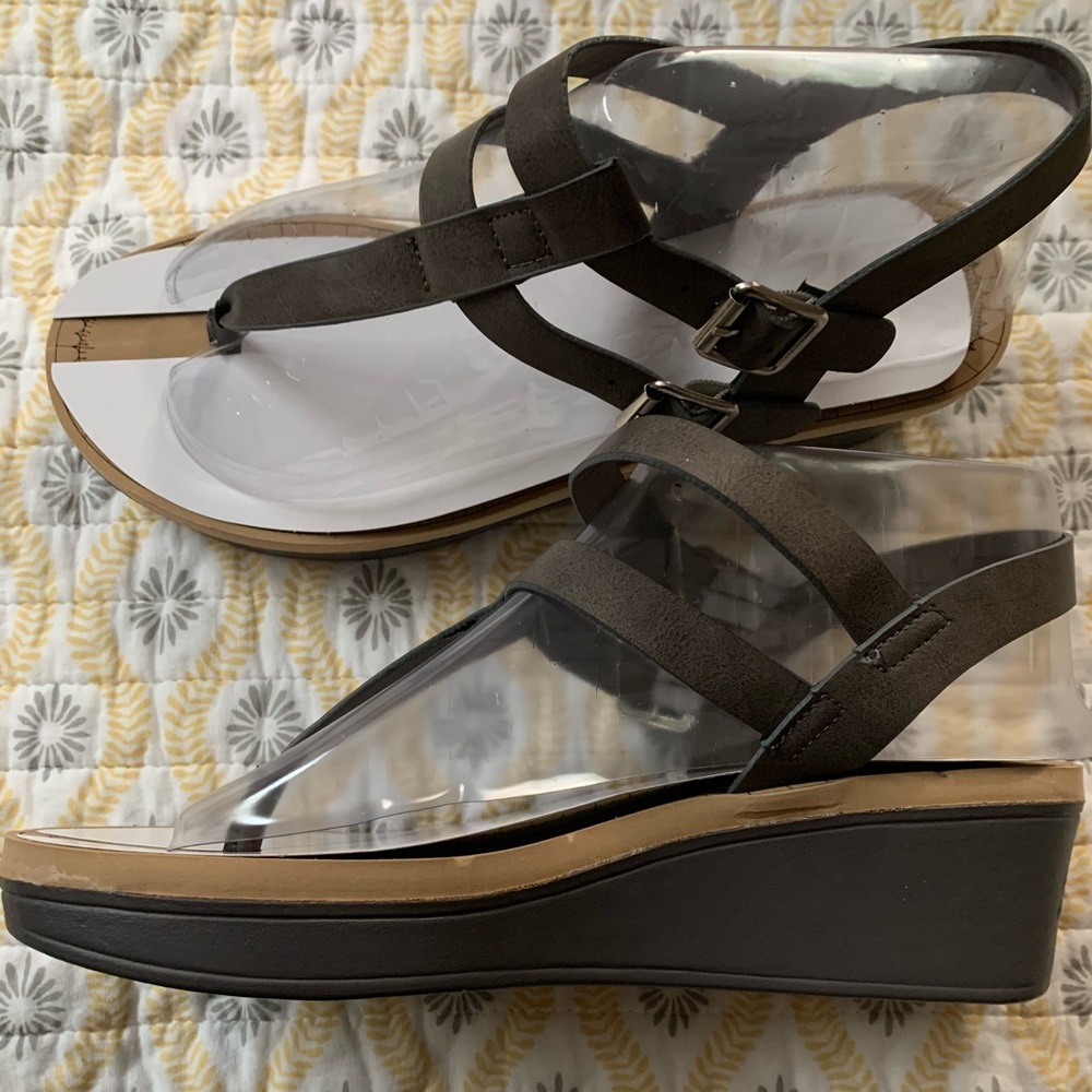Journey Collection Wedge Sandal